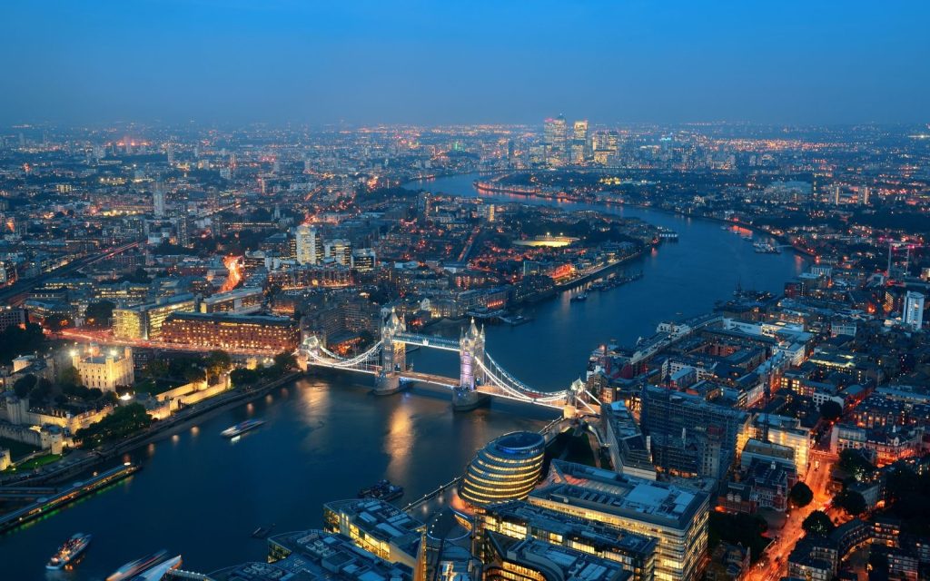 places to visit in london at night